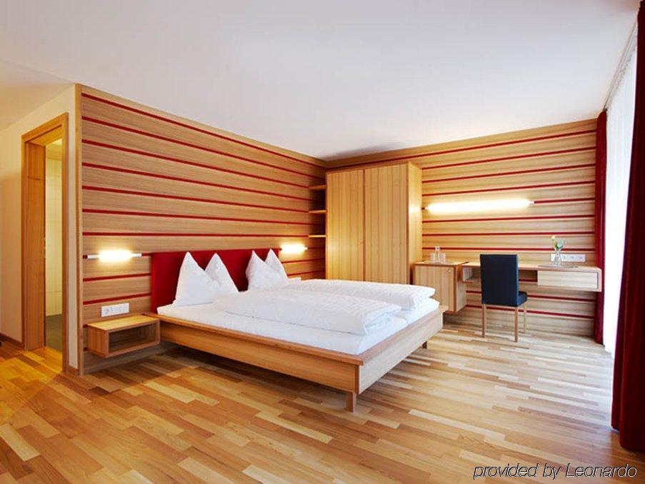 Hotel Kanisfluh Mellau Δωμάτιο φωτογραφία